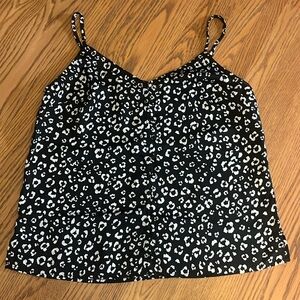 Lightweight cheetah print black and white top